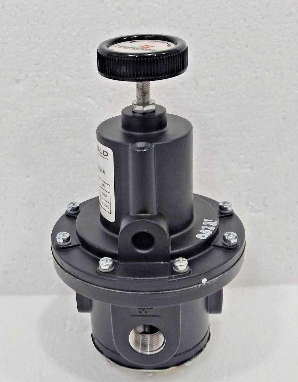 FAIRCHILD INDUSTRIAL 4000A 4064A PRECISION PRESSURE REGULATOR 250 PSI NEW