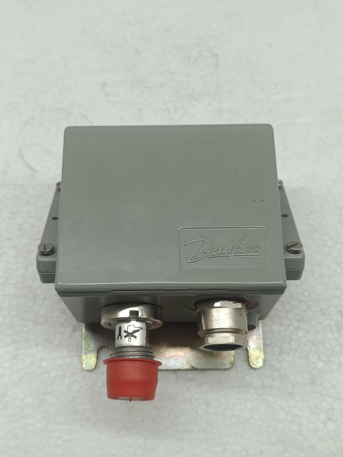 Danfoss EMP 2 084G2107 Pressure Transmitter 0…6Bar