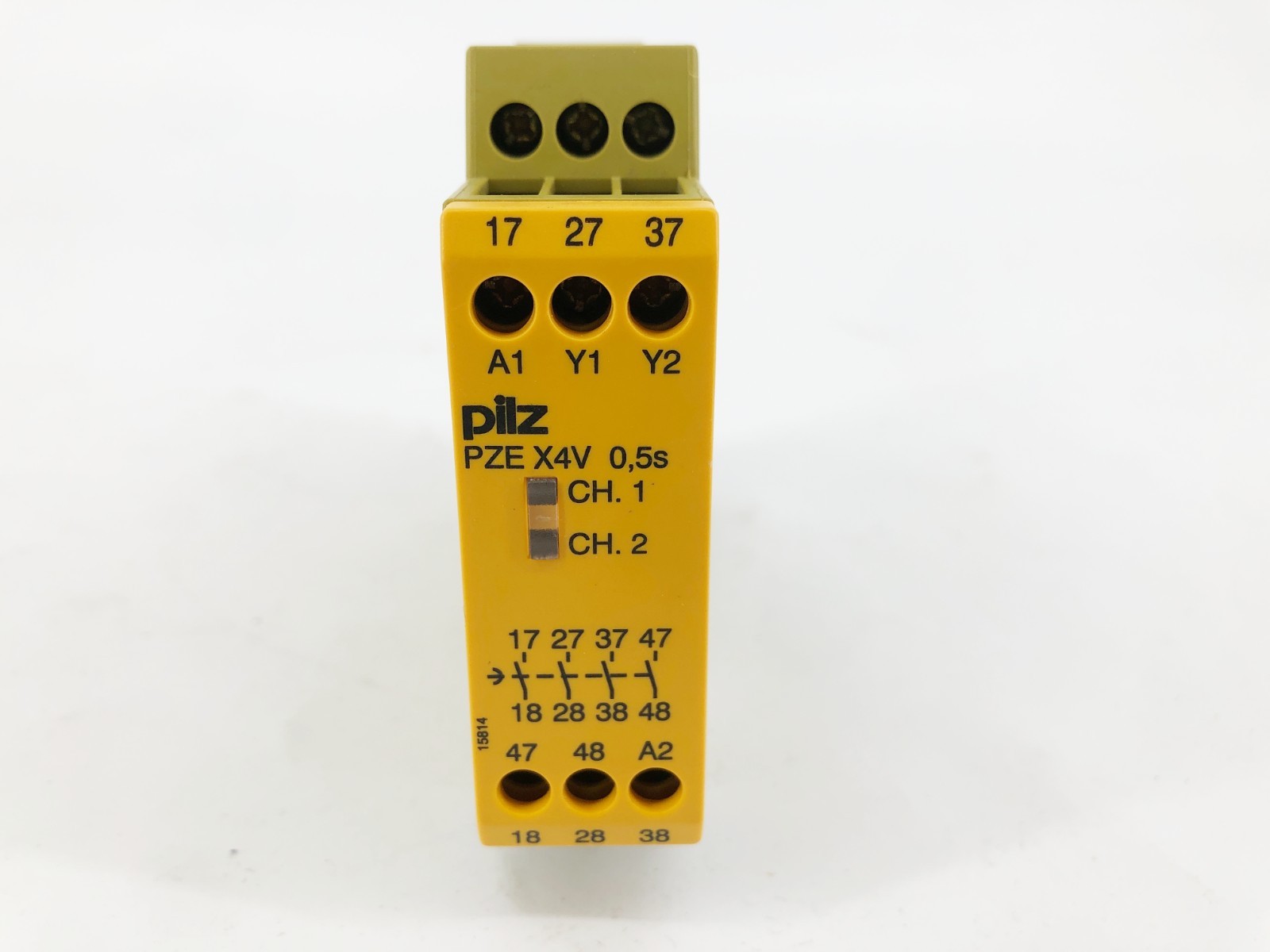 New Pilz PZE X4V 0,5/24VDC 4N/O FIX Safety Relay 24VDC 2W 774580