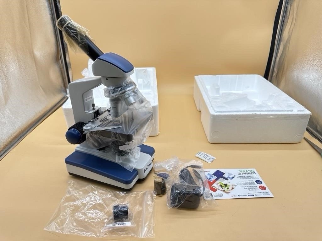 AmScope M620C 40X-2500X LED Monocular Compound Microscope with 3D Stage