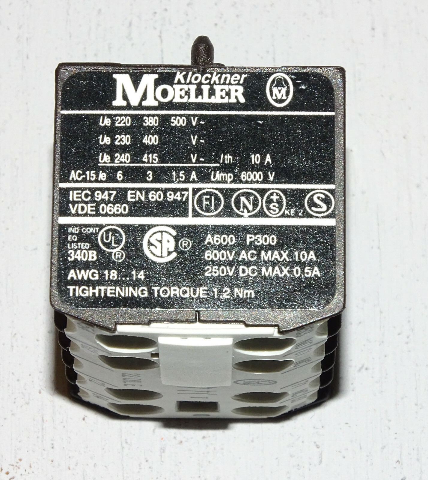 Brand new Klockner Moeller 22DILE contact block – 22 DIL E – Auxiliary Contact