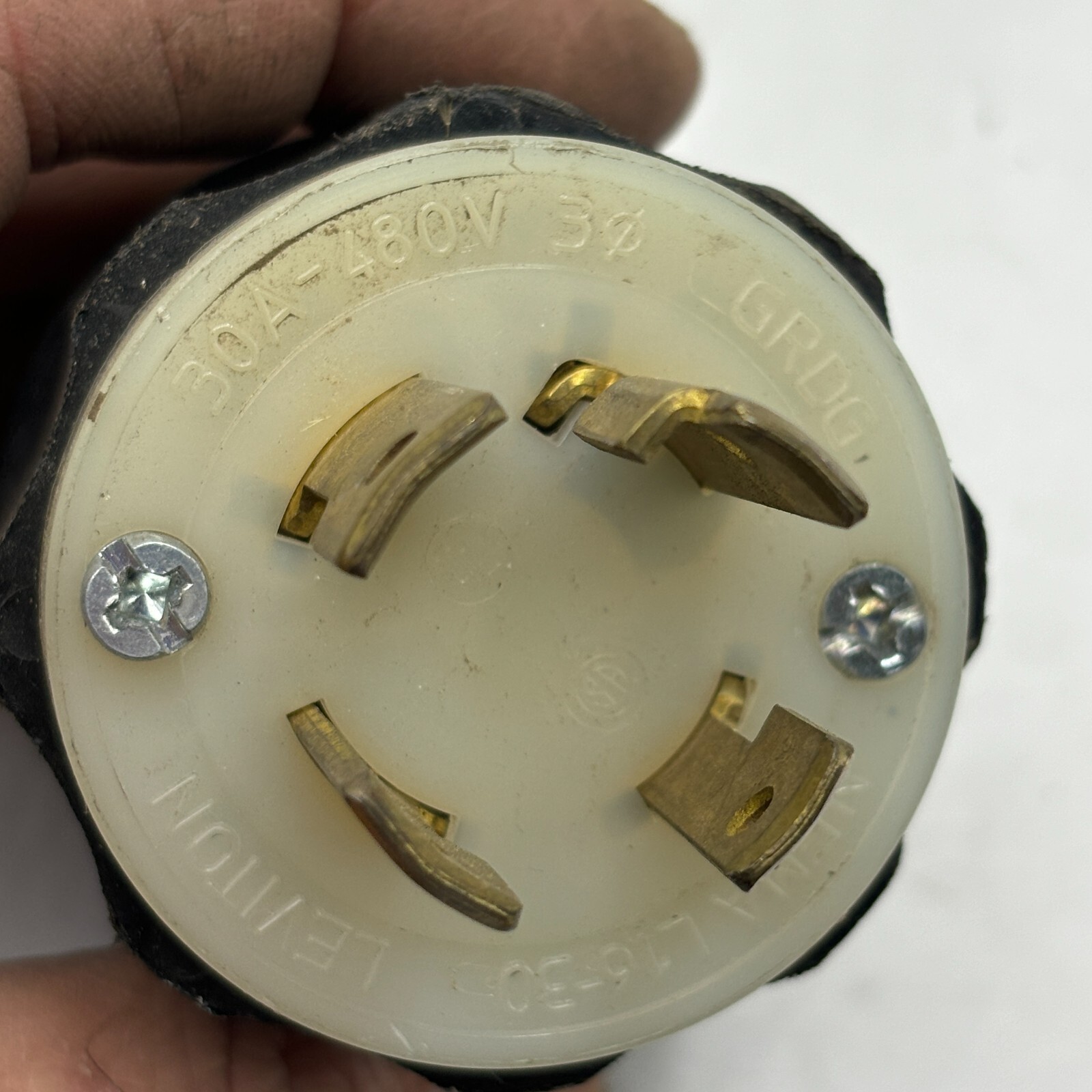 LEVITON NEMA L16-30 MALE END TWIST LOCK CONNECTOR 30A 480V, 2431 L16-20P🔔