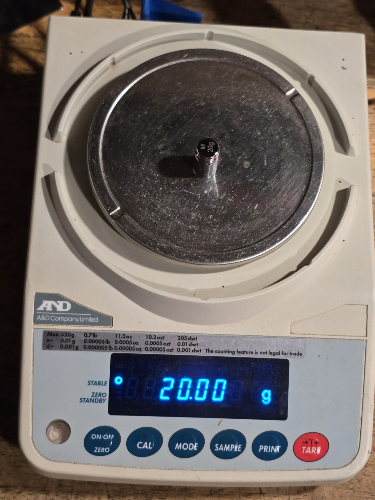 A&D FX-300iN Top Loading Balance Digital Lab Scale for Medical/Bio/Physical
