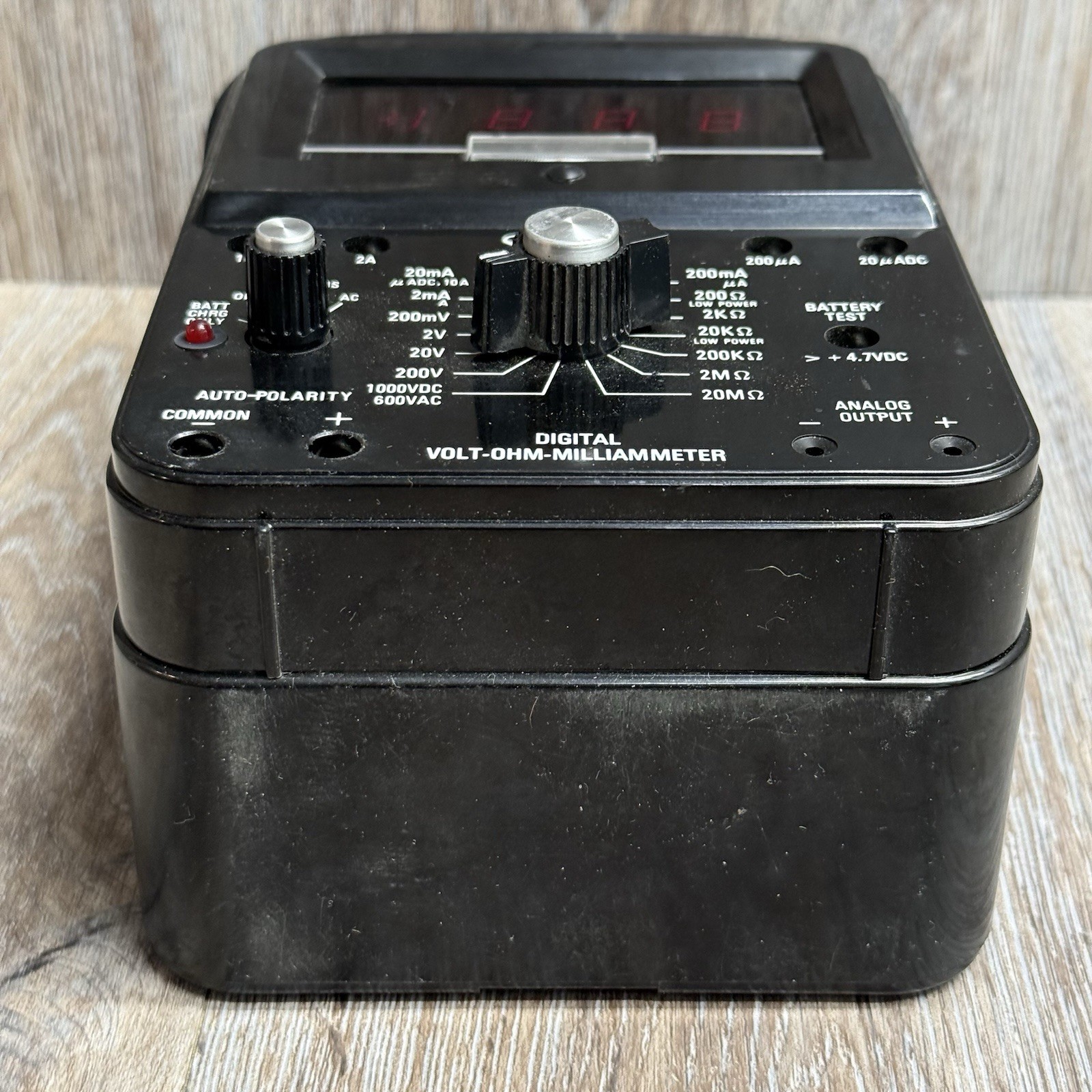 RARE VTG Simpson 360-2 Digital Volt-Ohm-Milliammeter -POWERS ON- Leads Included