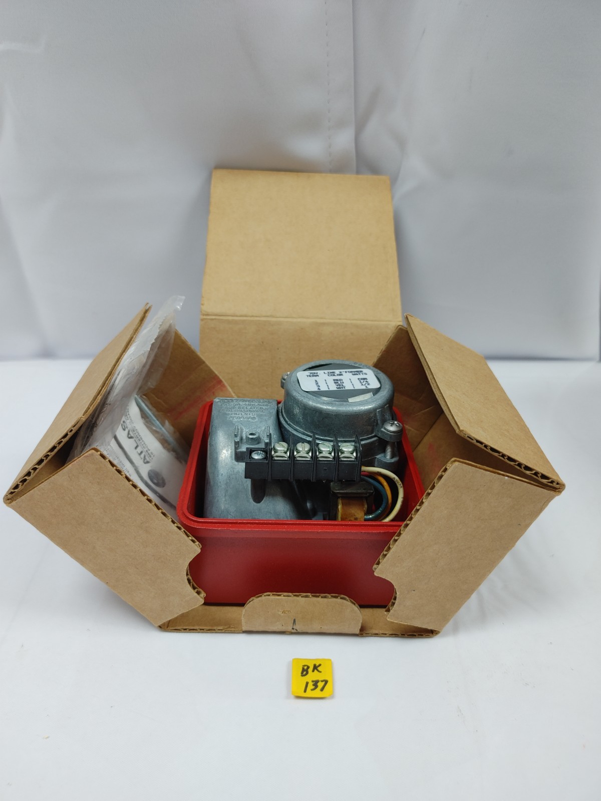 ATLAS/SOUND VT-17 UCS Surface Mounted Speaker