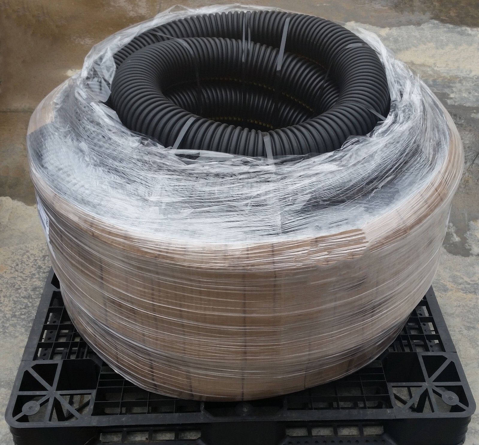 180 ft. of Commercial Grade EZ Lay 5 Wrap Insulated (3) 3/4″ OB PEX Tubing