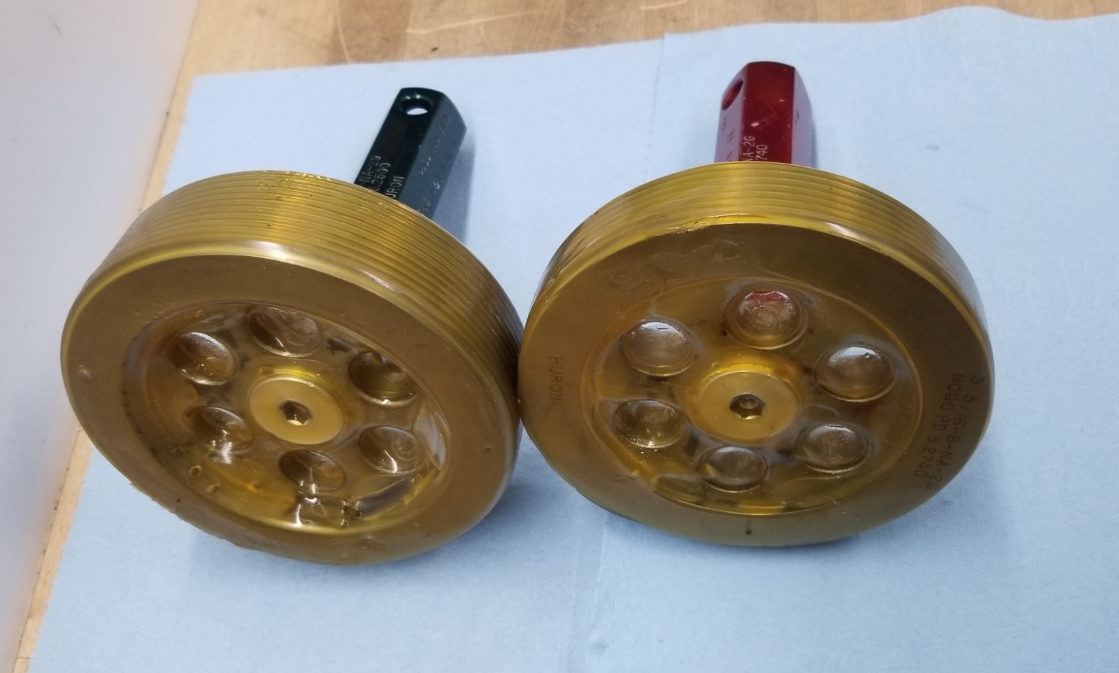 Huron 5-5/16-8-NA-2G Thread Plug Gages GO & NO-GO PD:5.2500 PD:5.2740 DC-10