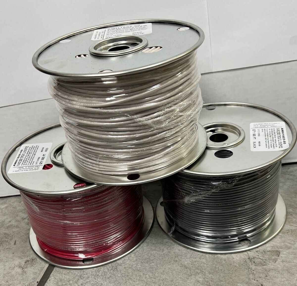 16 AWG (26/30) TOPCOAT UL 1015/1032 500 FT WHITE,BLACK,OR RED