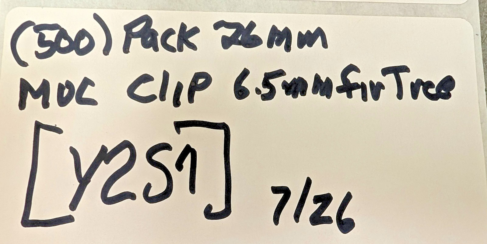 500) Pack 26mm MOC Clip With Round Fir Tree Fastener 151-01828 MOC26FT6.5 [Y2S1]