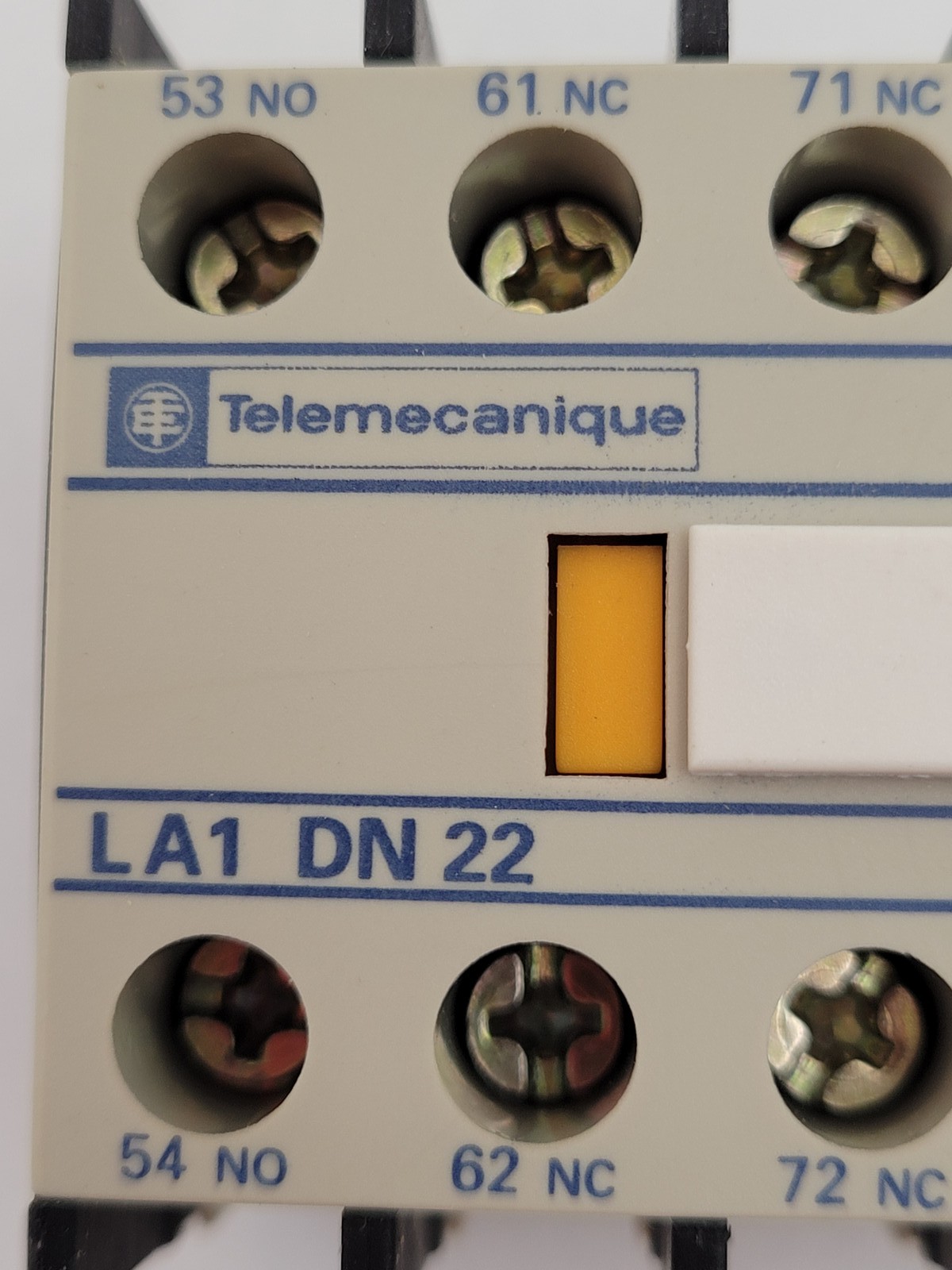 Telemecanique LA1DN22 Contact Block 35mm DIN Rail Mount 10 Amp 690V AC