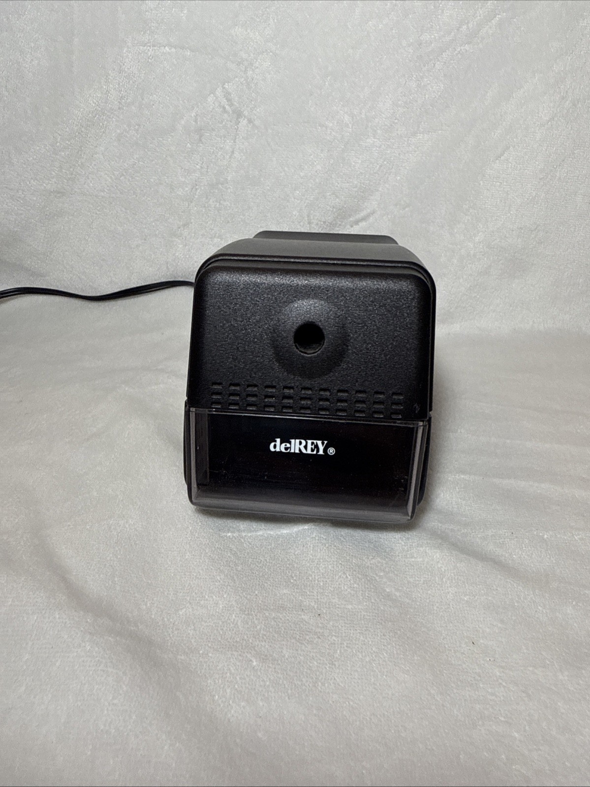 Del Rey Desktop Electric Pencil Sharpener with High-Quality Steel Blade