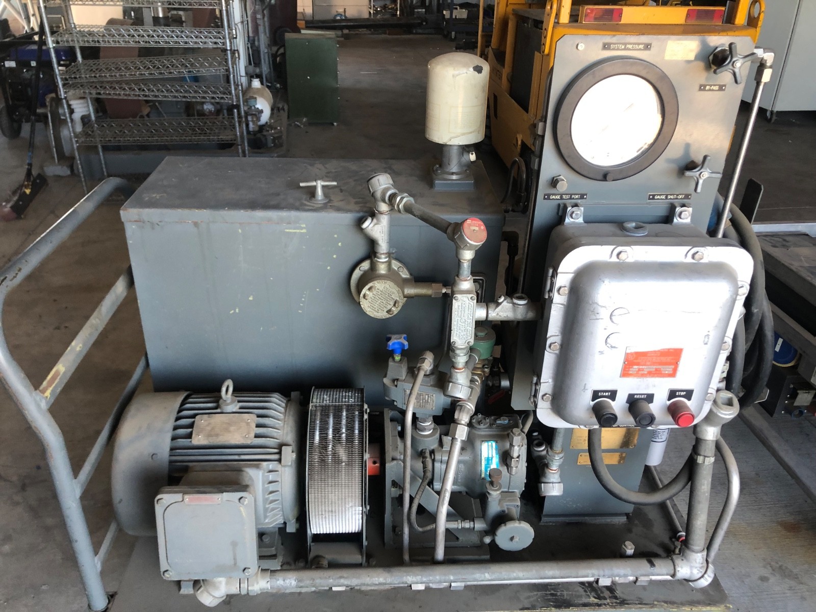 hydraulic pump station Toshiba 7.5 hp 3 ph mtr. Vickers pump 5000 psi
