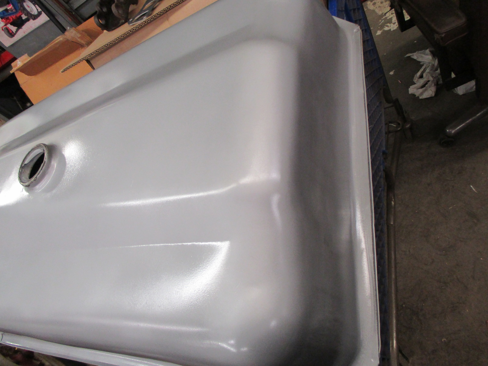 FORD NAA/JUBILEE/600/800/MORE TRACTOR GAS TANK W/SENDING UNIT HOLE NAA9002E NEW