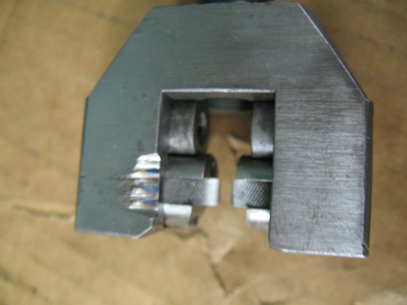 B & S 00 KNURL TOOL 5/8″ SHANK HARDINGE DV-59 DSM59 185-200-1