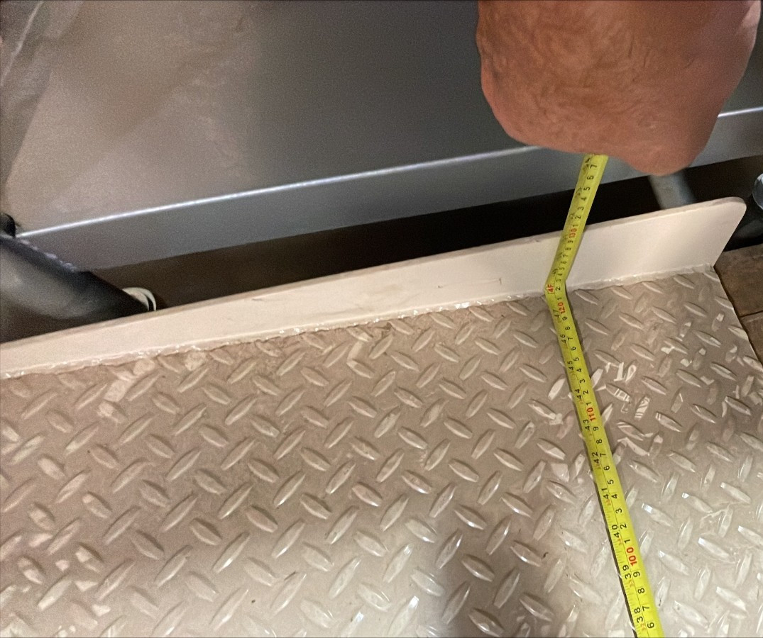 4 inch rise ramp. 48 x 28 1/2 Interior ramp area.