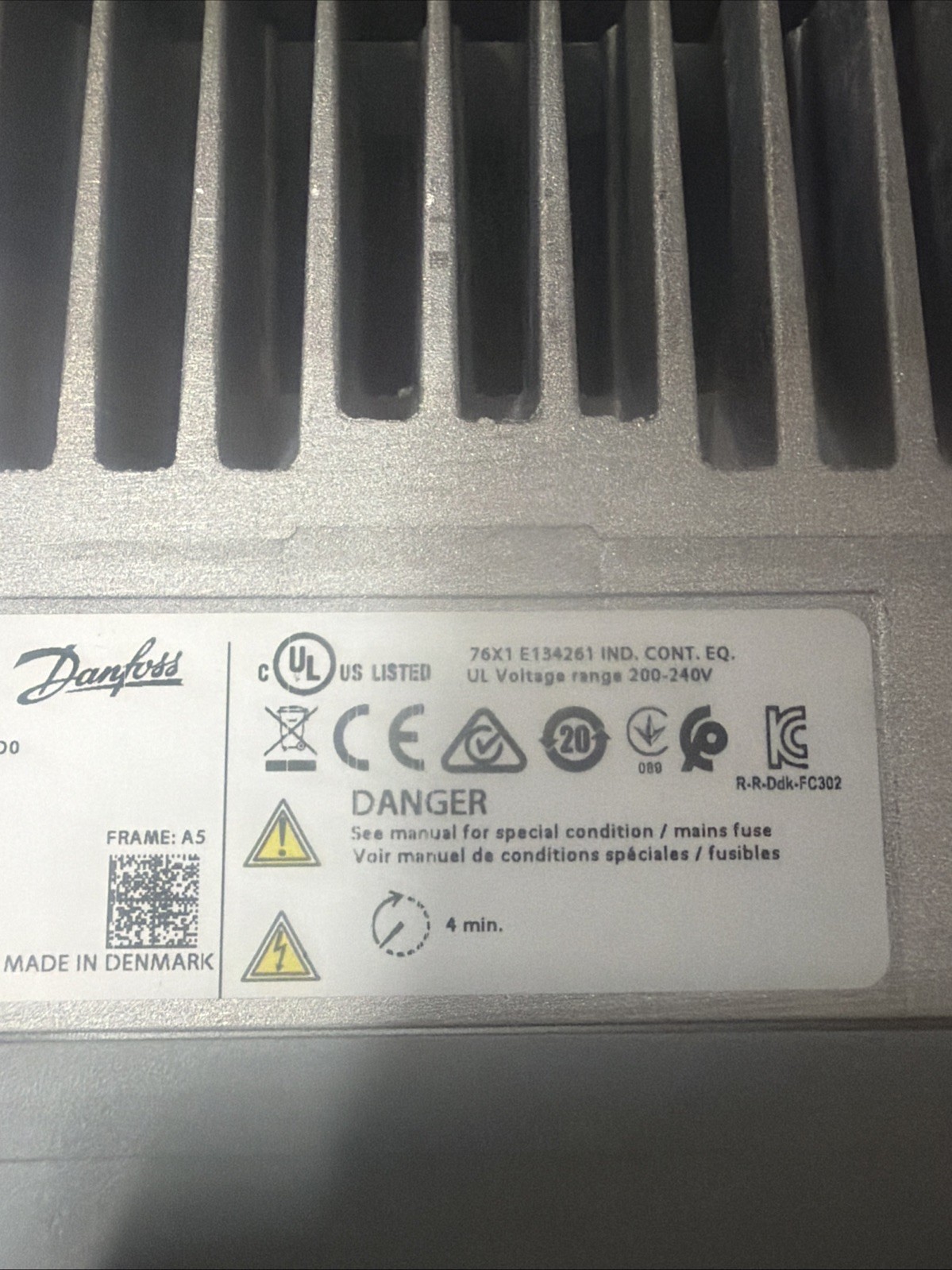 DANFOSS 135U79250 VLT FC-102P1K1T2P3RH2XGX3SXSXXXXAXBXCXXXXDO HVAC DRIVE