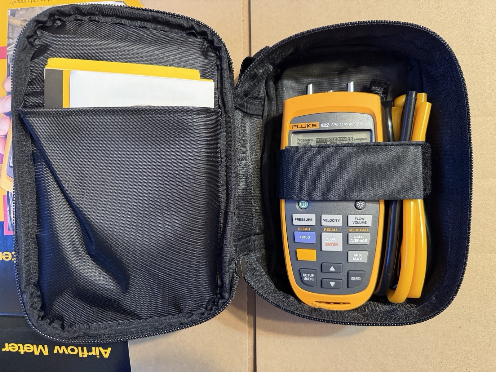 Fluke 922 Airflow Meter/Micromanometer Air Pressure Velocity Volume Temperature