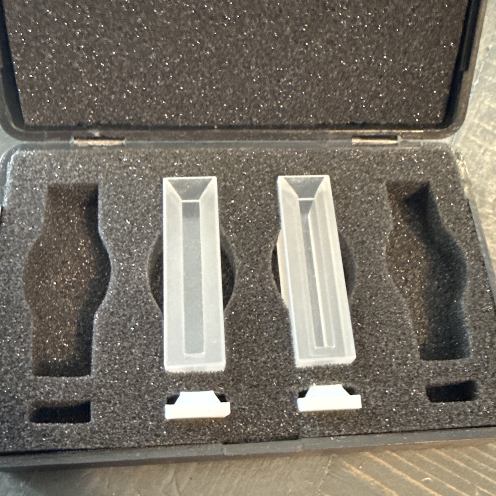 NSG Precision Cells Inc – Light Path – 83200-32 (2 Pack) NEW