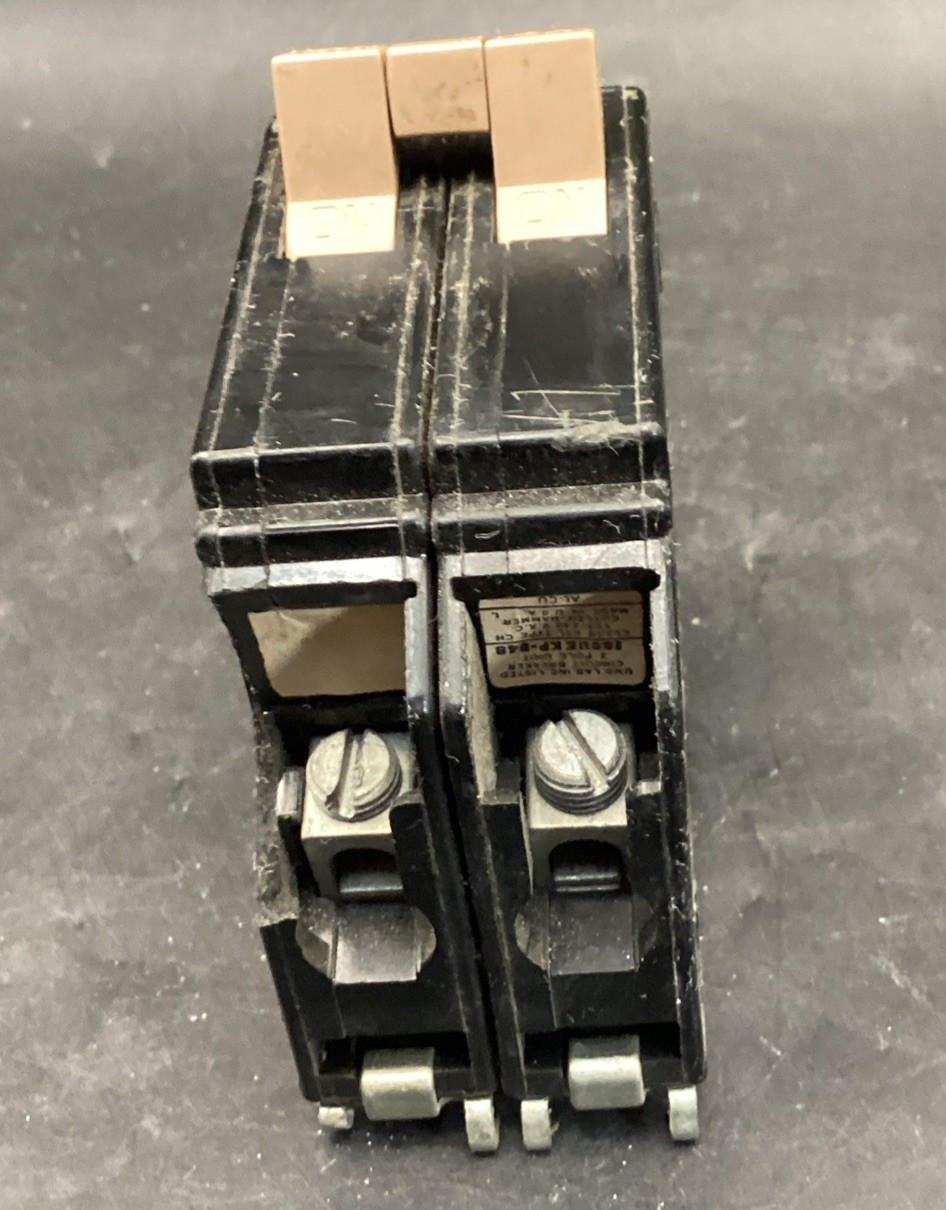 Eaton CH230 Plug-On Circuit Breaker 30A 2P 120/240V Chipped Used Metal Feet