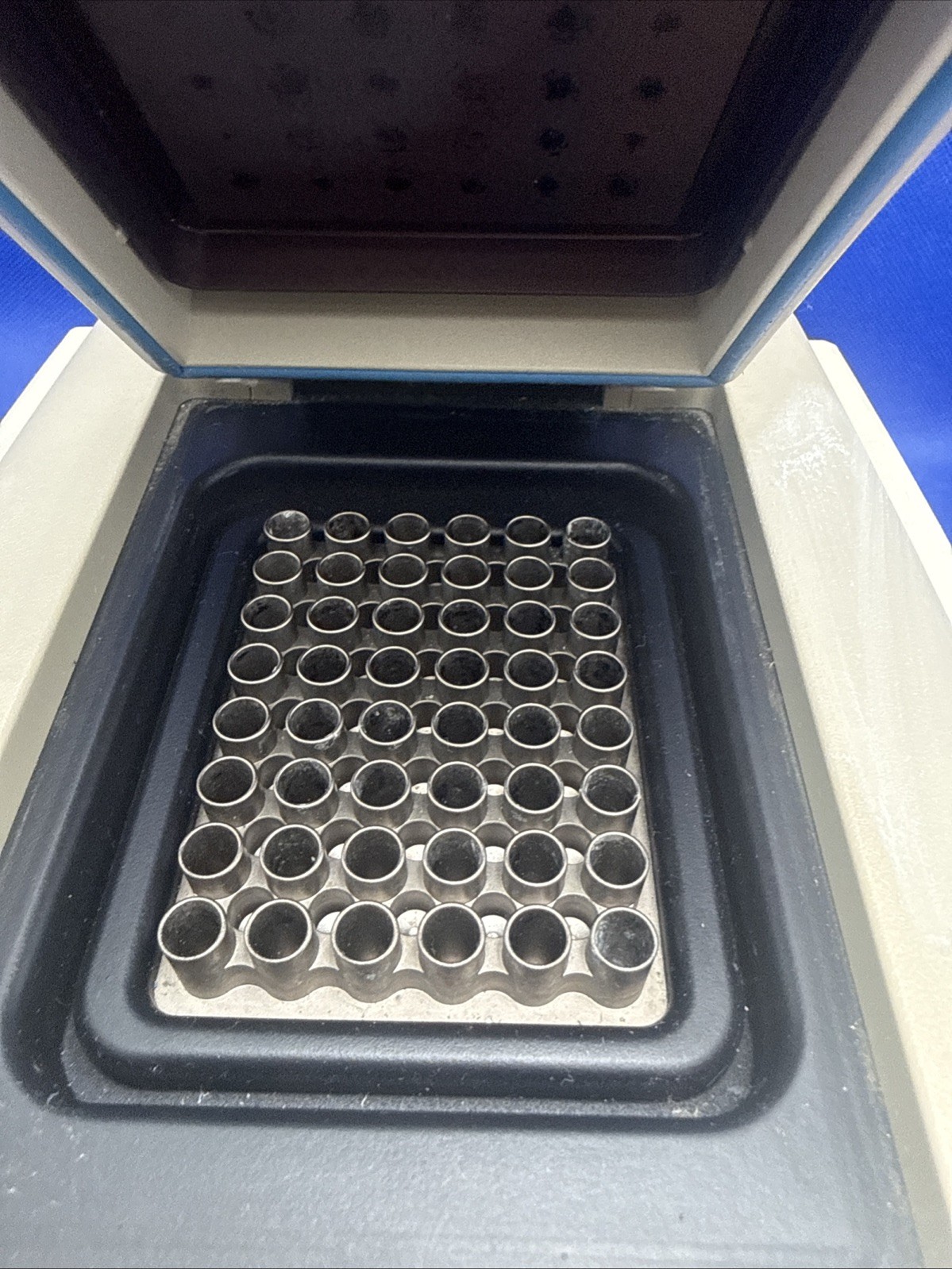 Bio-Rad MJ Mini PTC- 1148 Personal PCR Thermal Cycler Screen Has Dent