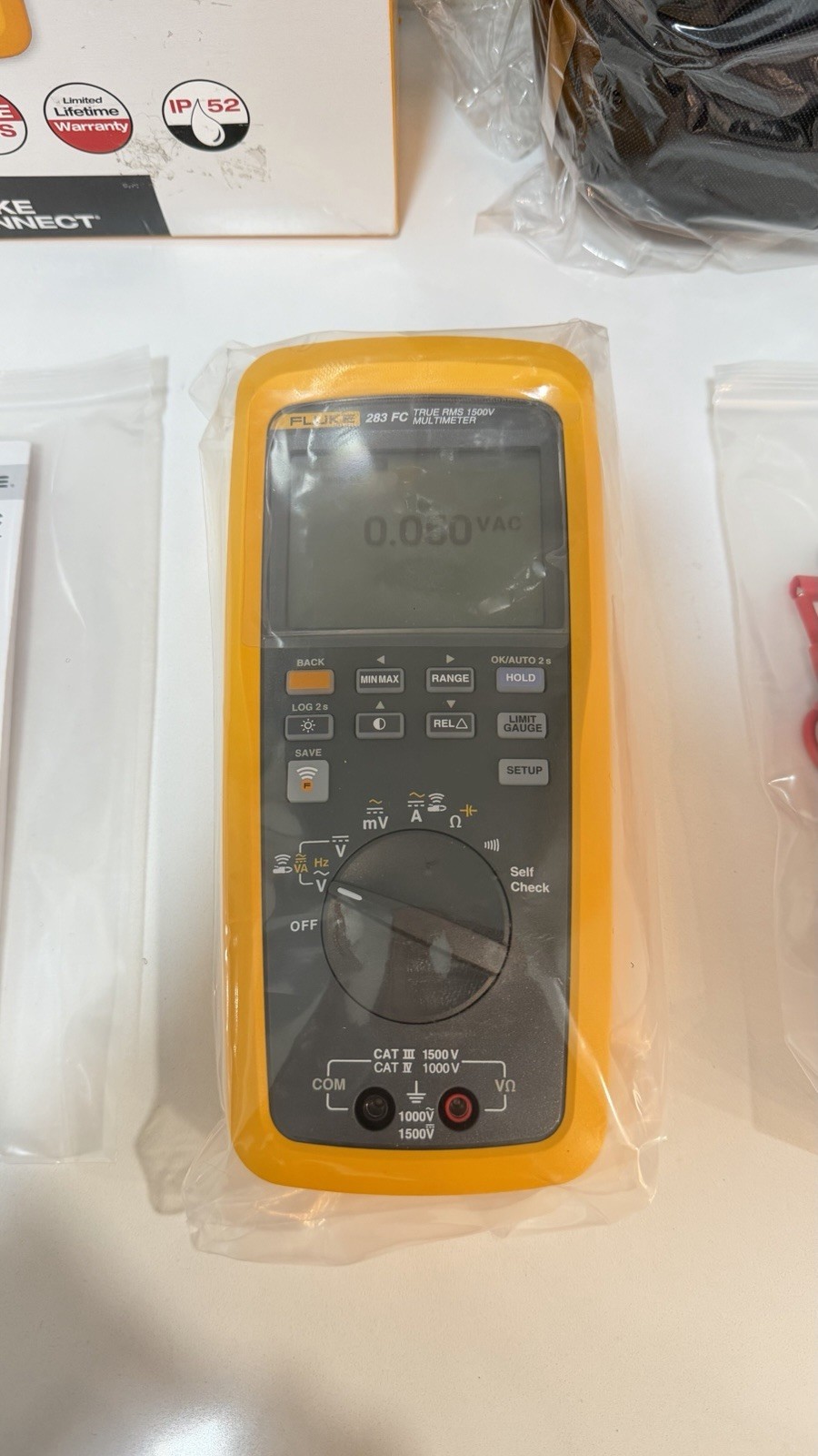 FLUKE 283FC TRUE RMS 1500V MULTIMETER (NEW FACTORY SEALED) SHIPS FAST