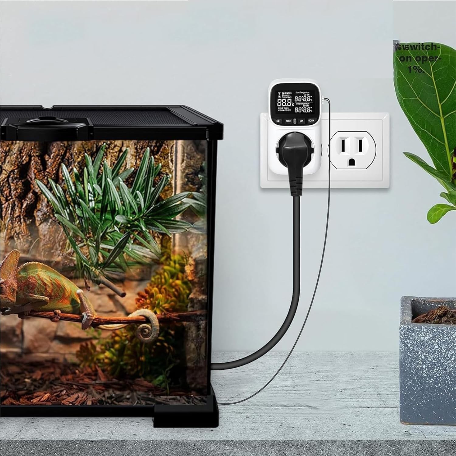 Heavy-Duty 15A Fahrenheit Thermostat Socket with Timer for Greenhouse & Aquarium