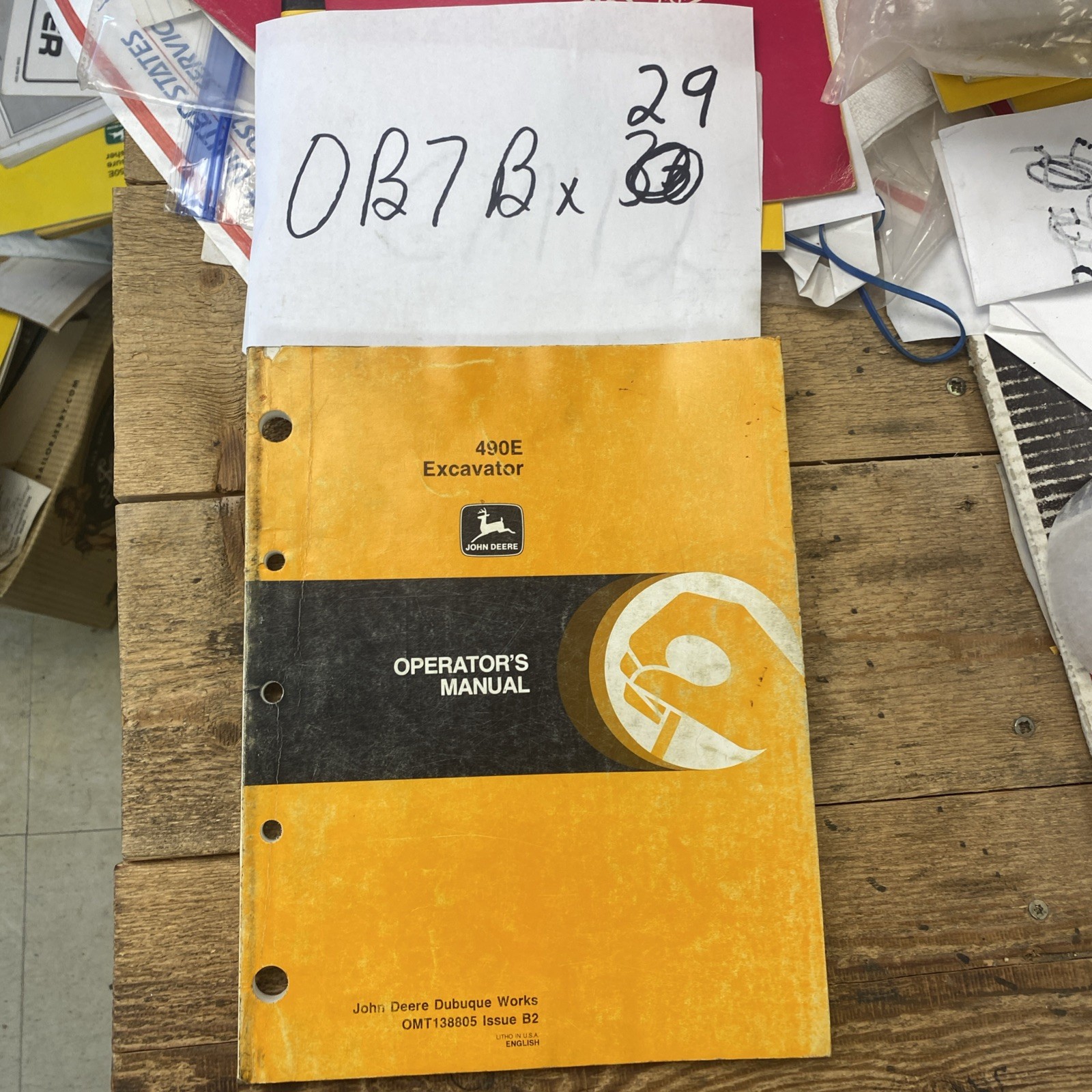 John Deere 490E Excavator Owners Operators Manual – OMT138805