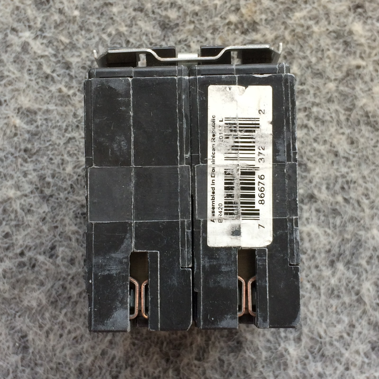 Eaton BR420 Plug-On Mount Type BR Circuit Breaker 4-Pole 20 Amp 120/240 Volt AC