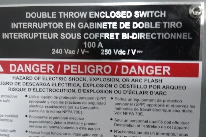 Square D DTU223RB 240VAC 100 A Single Phase Heavy Duty Non-Fusible Safety Switch