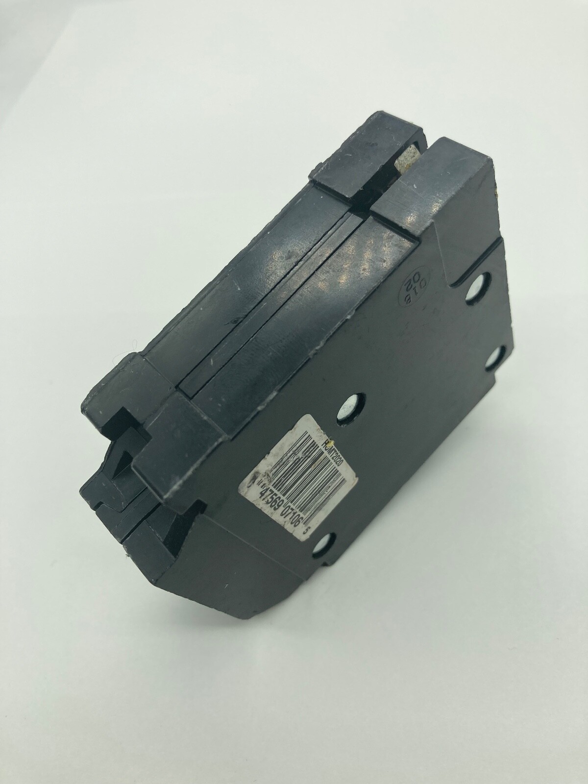 HOMLINE HOMT2020 Two 1 Pole 20 Amp 120V HOMT Tandem Plug In Twin Circuit Breaker