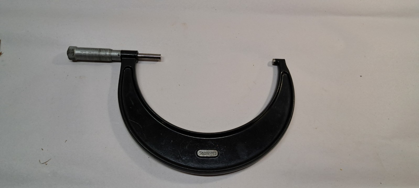 Starrett No. 436 Outside Micrometer 4-5″ .001″ W/ Spindle Lock (60210)