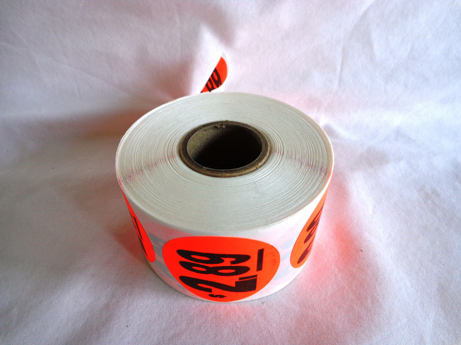 Round Bright Red $2.89 Price Point Retail Labels 1000 Stickers 2-500ct Rolls 1.5