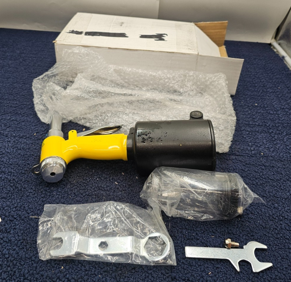 ALLSTAR PERFORMANCE Air Rivet Gun For Steel & Aluminum Rivets, V-2