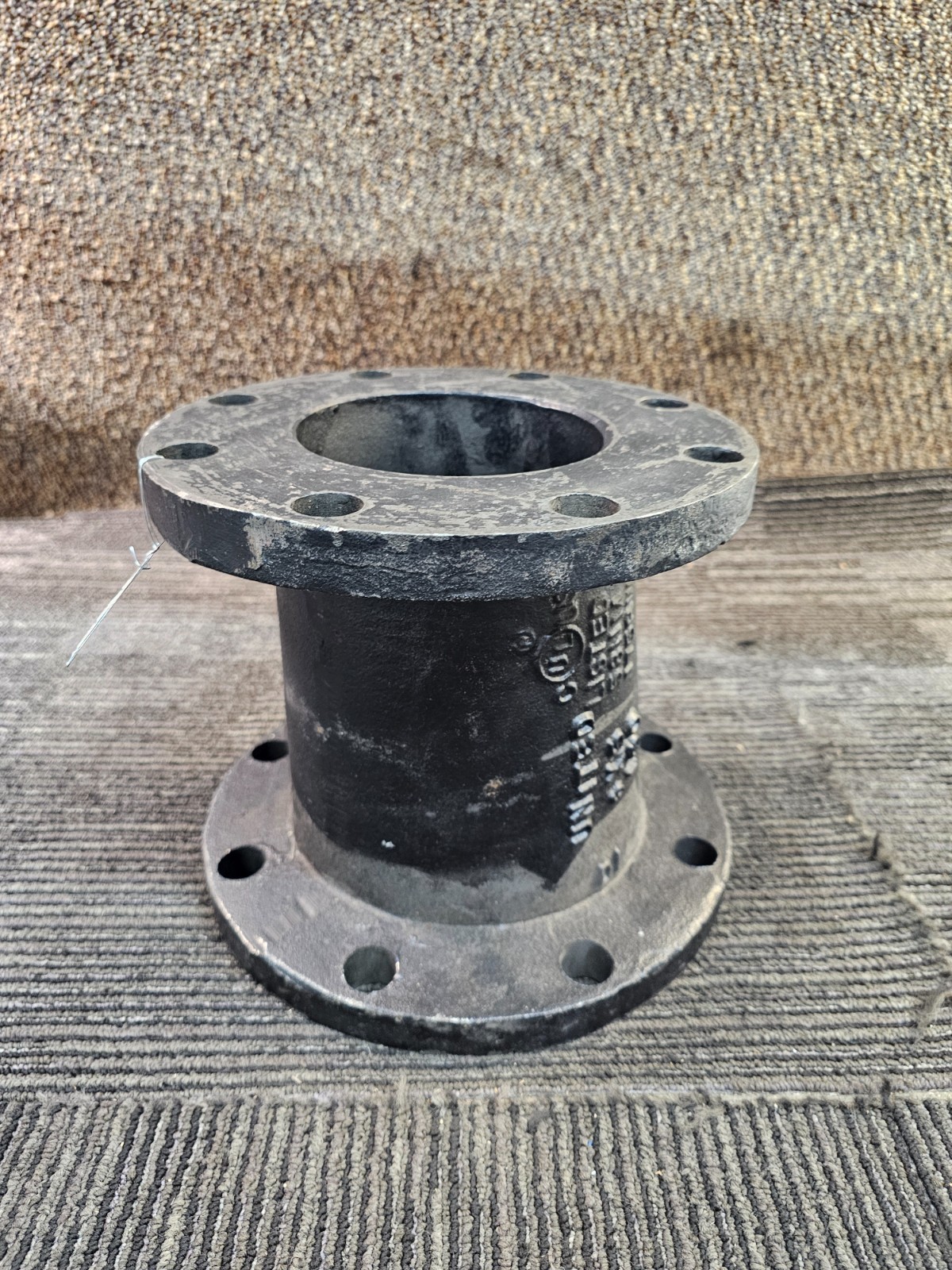 United 6in x 5in Concentric Reducer 150LB Duct Iron Flanged Pipe Fitting 250WWP