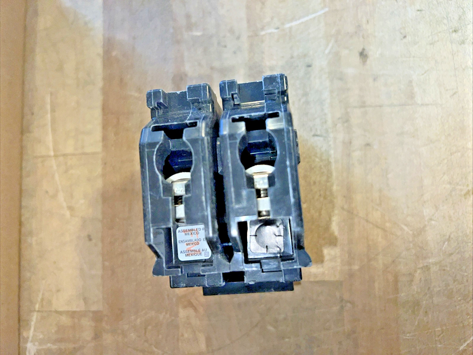 Square D HOM240 Circuit Breaker 2-Pole 40 Amp 120/240 Volt AC Homeline (15 Pack)