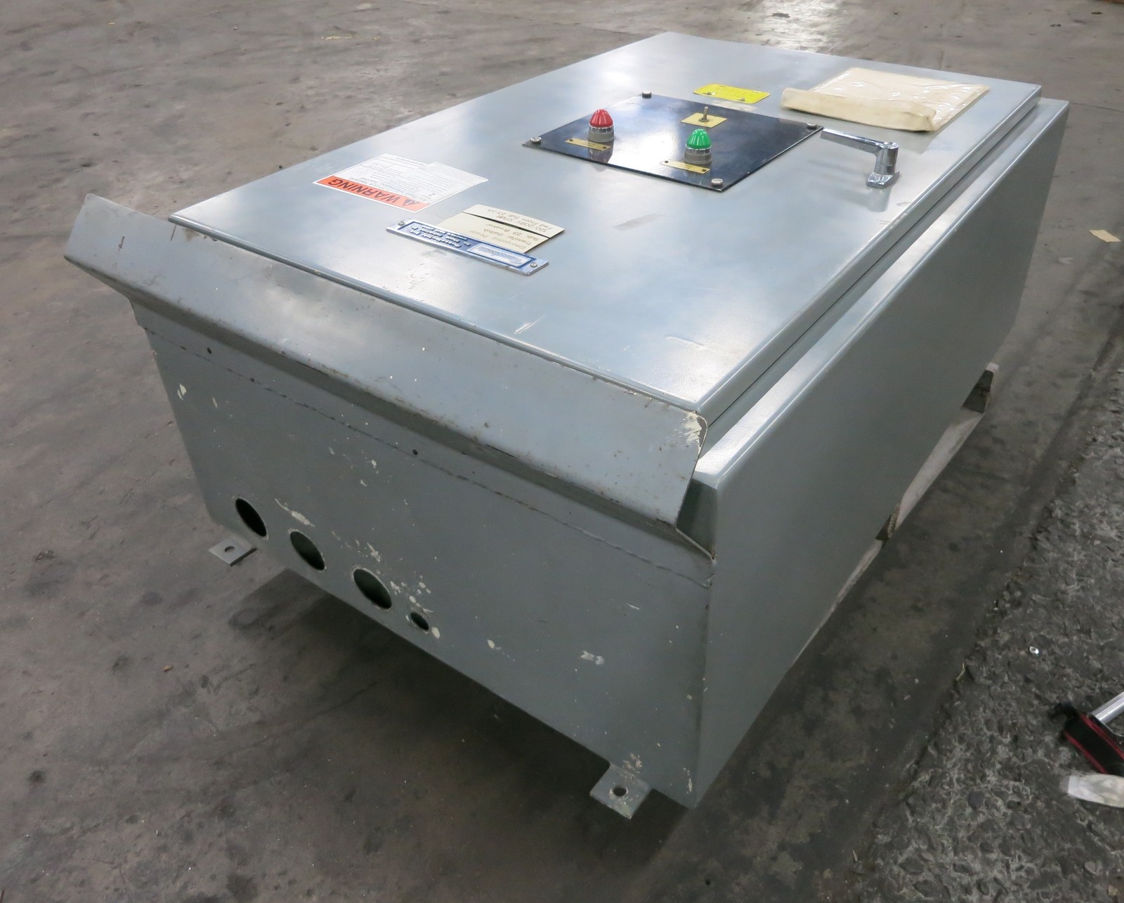 Russelectric RMT-2603CE 260A 480/277V Automatic Transfer Switch 3PH 4W ATS 480V