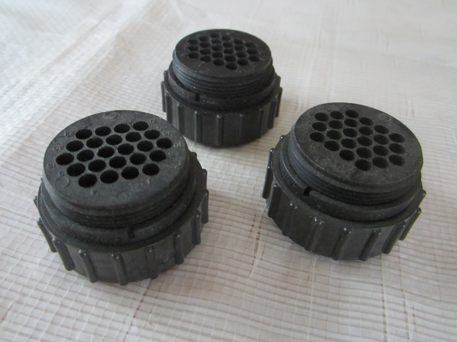 TE CONNECTIVITY 206837-1 CIRCULAR POWER CONNECTOR 24 POSITION LOT OF 3