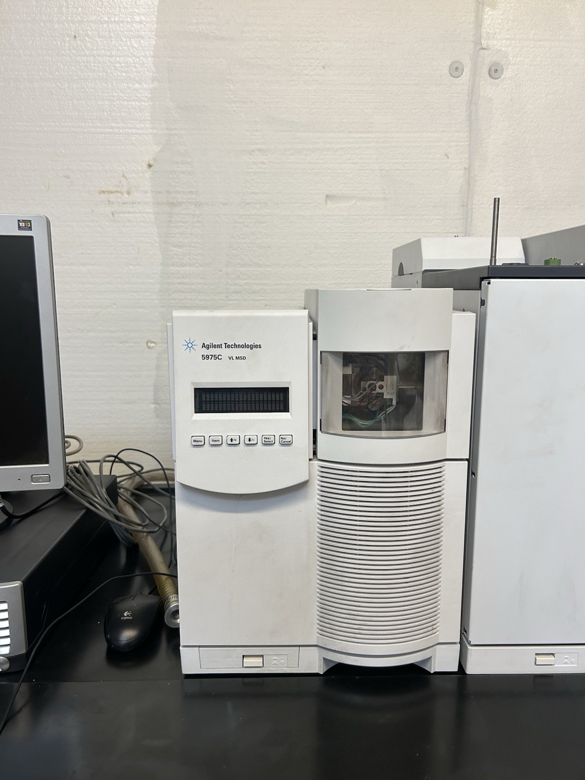 Agilent 5975C Inert Mass Selective Detector MSD 7890A GC System