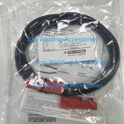 NEW Schneider XCSZC5902 Magnetic Safety Switches