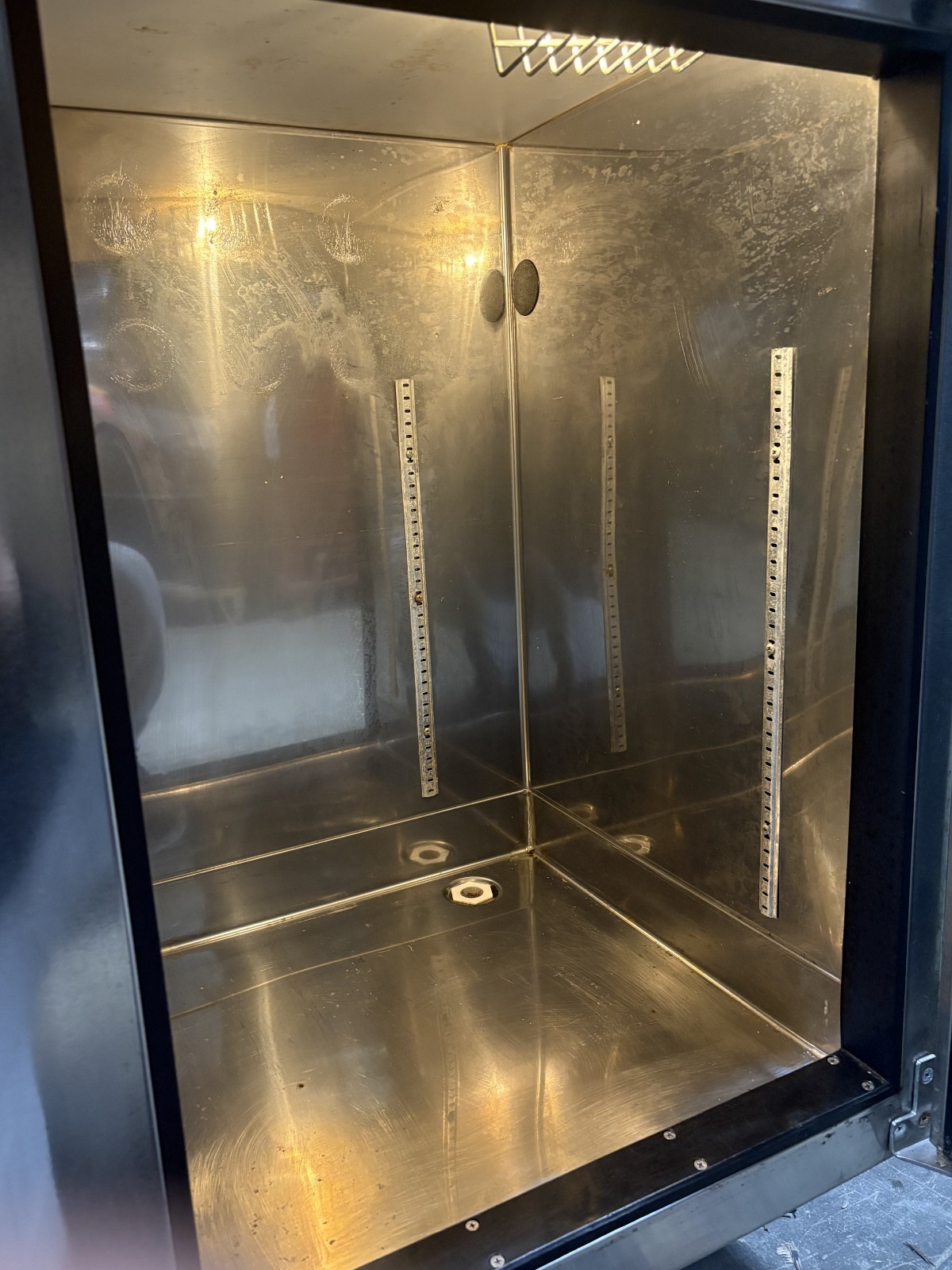 Perlick BBS108 108″ Back-Bar Refrigerator 4 Swinging Glass Doors, Stainless 120V