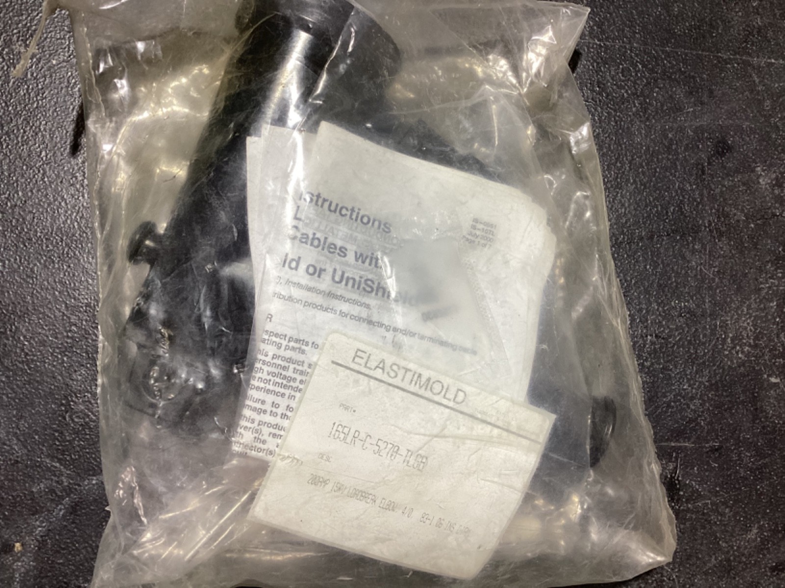 Elastimold 165LR-C5270-TLGB 15kV 200 Amp, Loadbreak Elbow Connector w/ 4/0 Lug