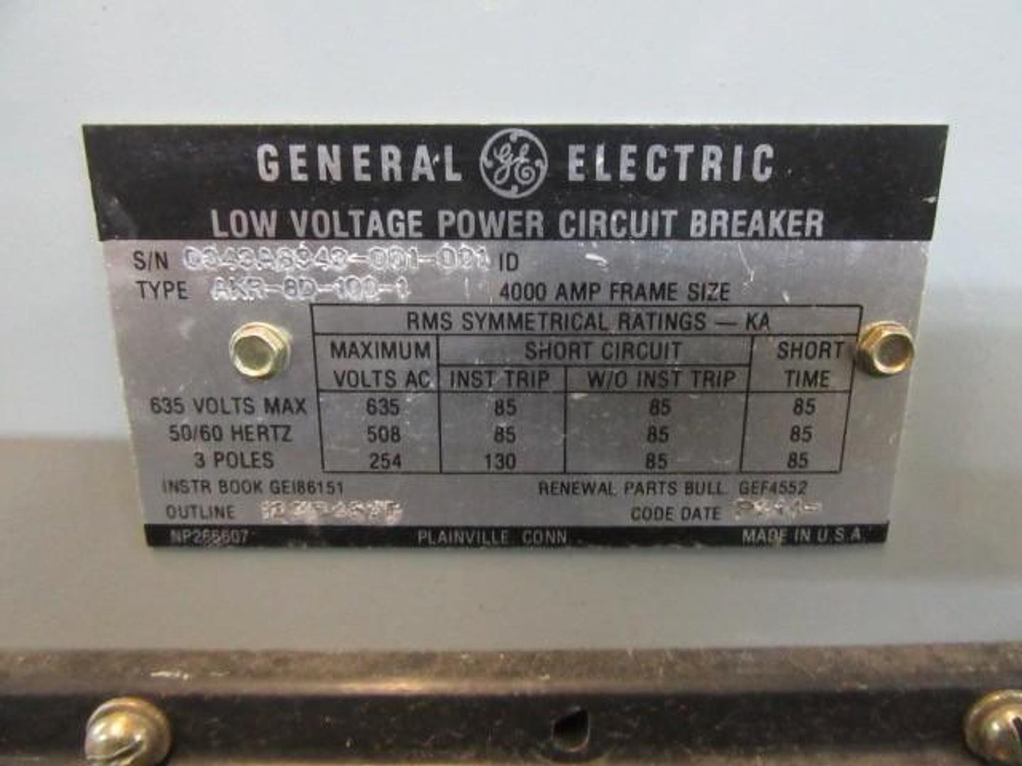 GE AKR 4000 AMP BREAKER AKR-8D-100 MICRO VERSA TRIP A440LSGMR 4000A GROUND LSG