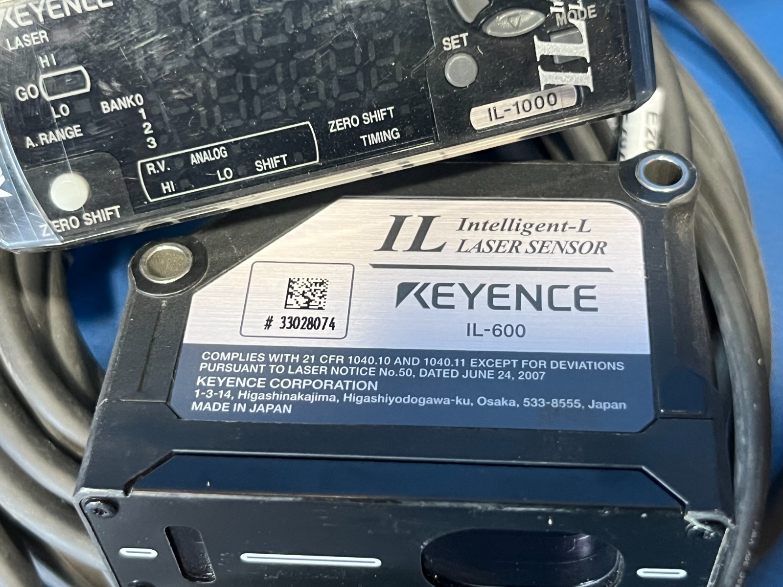 KEYENCE IL-600 SENSOR & AMPLIFIER IL-1000