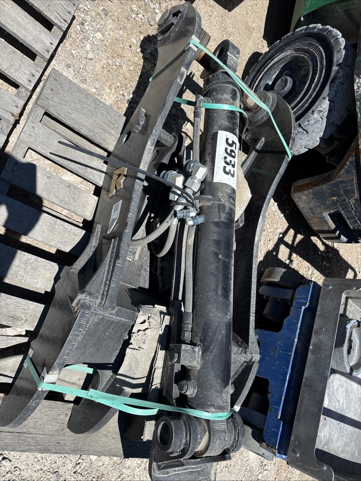 65 Mm Excavator Hydraulic Thumb Cat Volvo John Deere Hitachi 312 140 Komatsu New