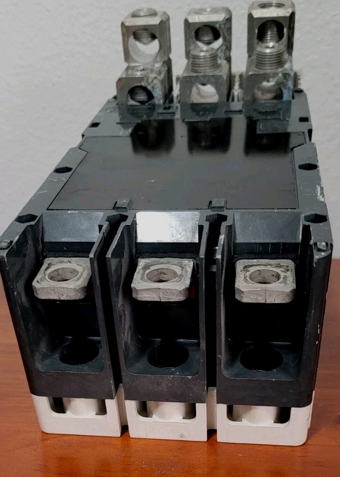 EATON Cutler-Hammer LGH3630NN Circuit Breaker L630H Frame 600A, 3P, 600VAC
