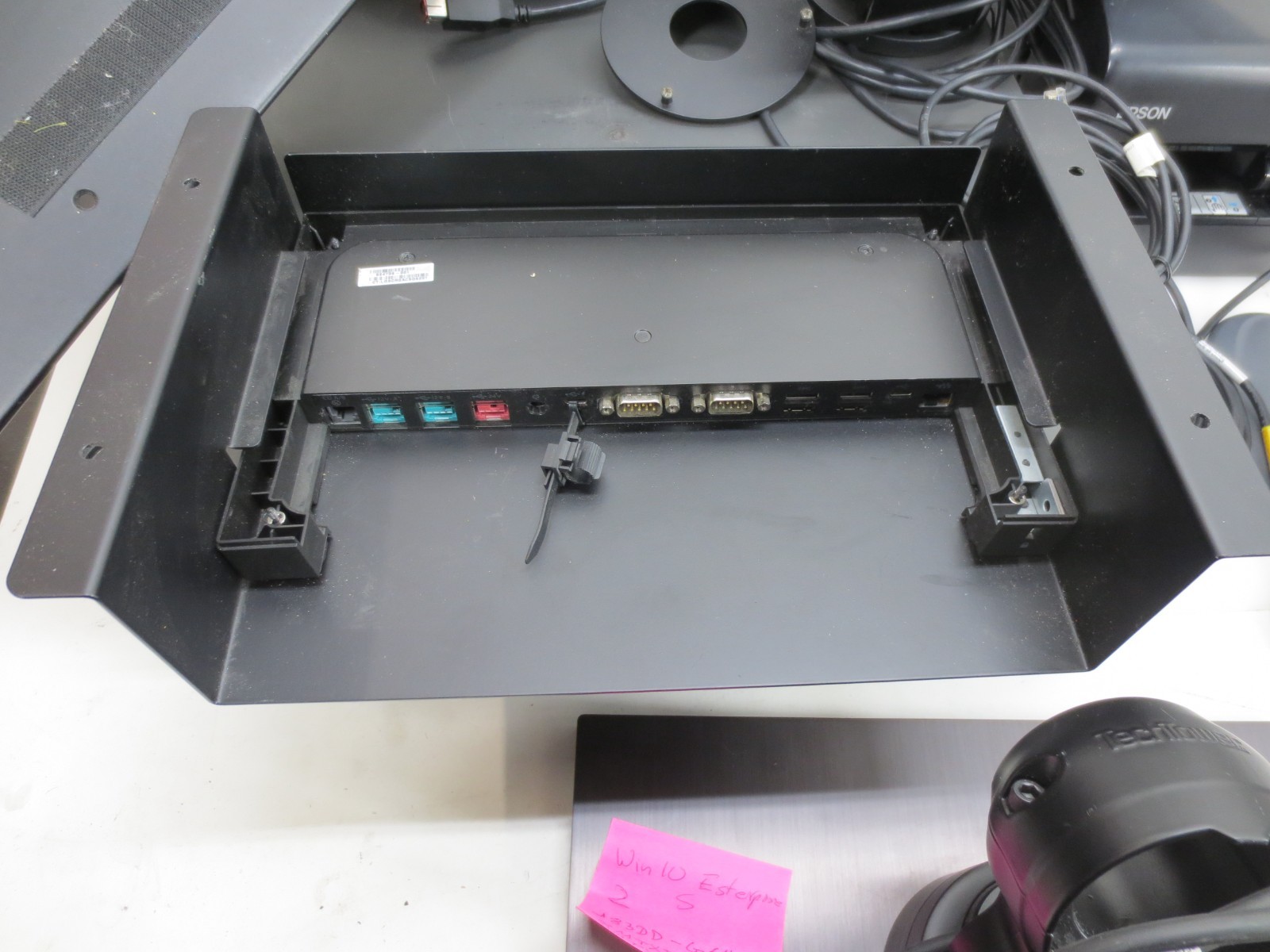 Pole Mounted POS System – Engage One by HP w/ Printer, Scanner, Register & CC