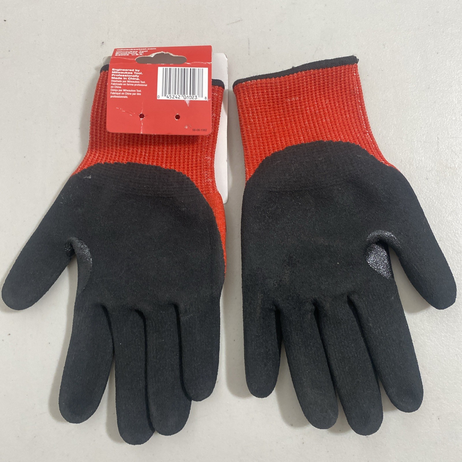 Milwaukee Tool 48-73-8131 Work Gloves, Cut Level A3 , Dipped , Nitrile , Sandy