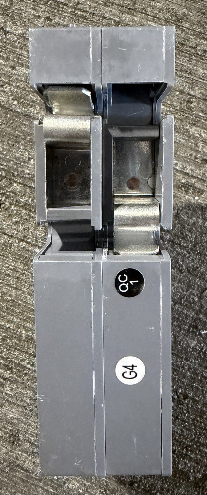 Connecticut Electric UBIZ2100-1 Zinsco 100 Amp 2 Pole Circuit Breaker 120/240V