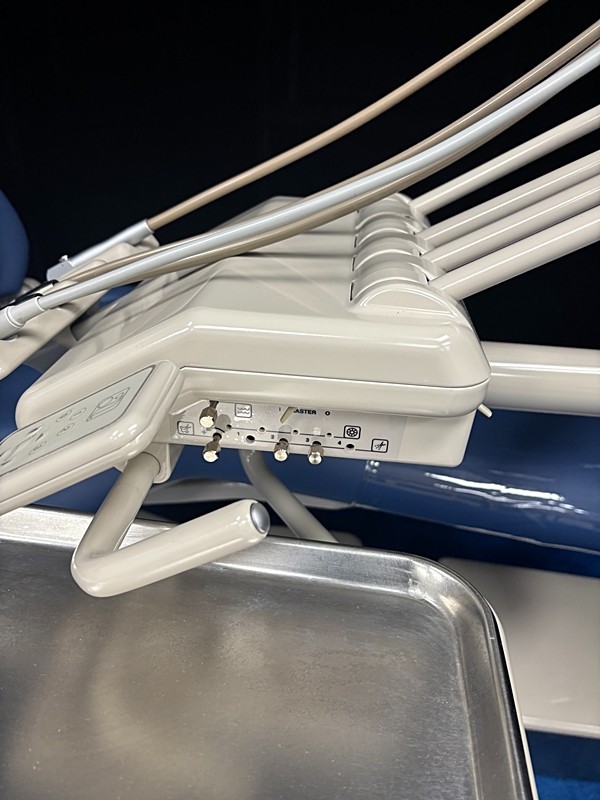 ADEC 1040 Chair w/ Radius Euro Delivery, Vector Built In Piezo Scaler, New Vinyl