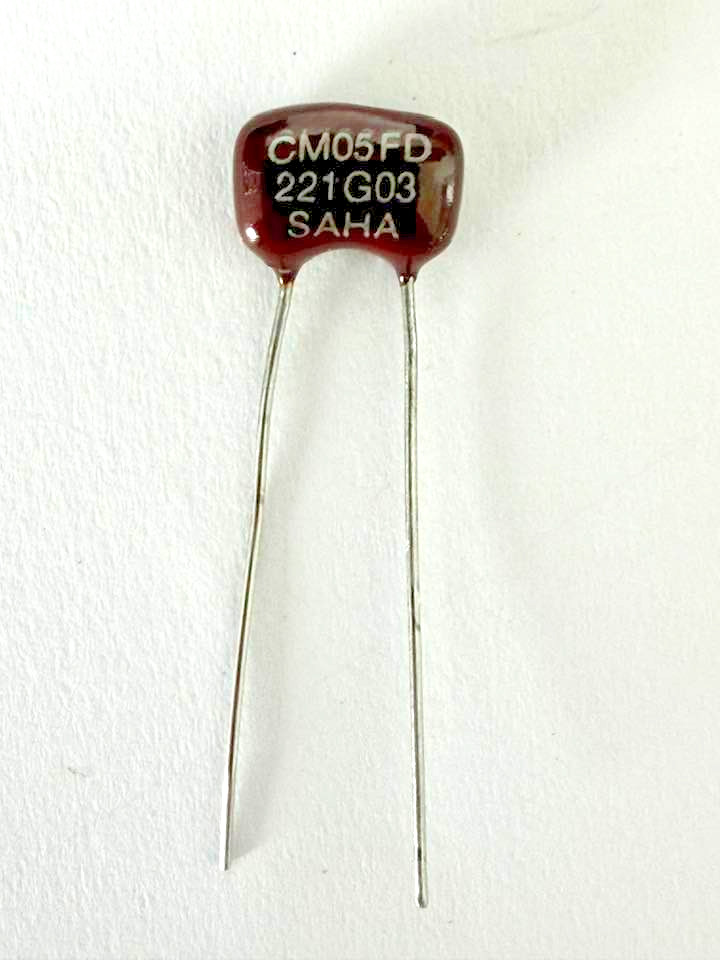 8X – 220pF @ 500V (2%) – CM05 DIP MICA CAPACITOR – HiFi/AUDIO/RF/AMP/TONE #214